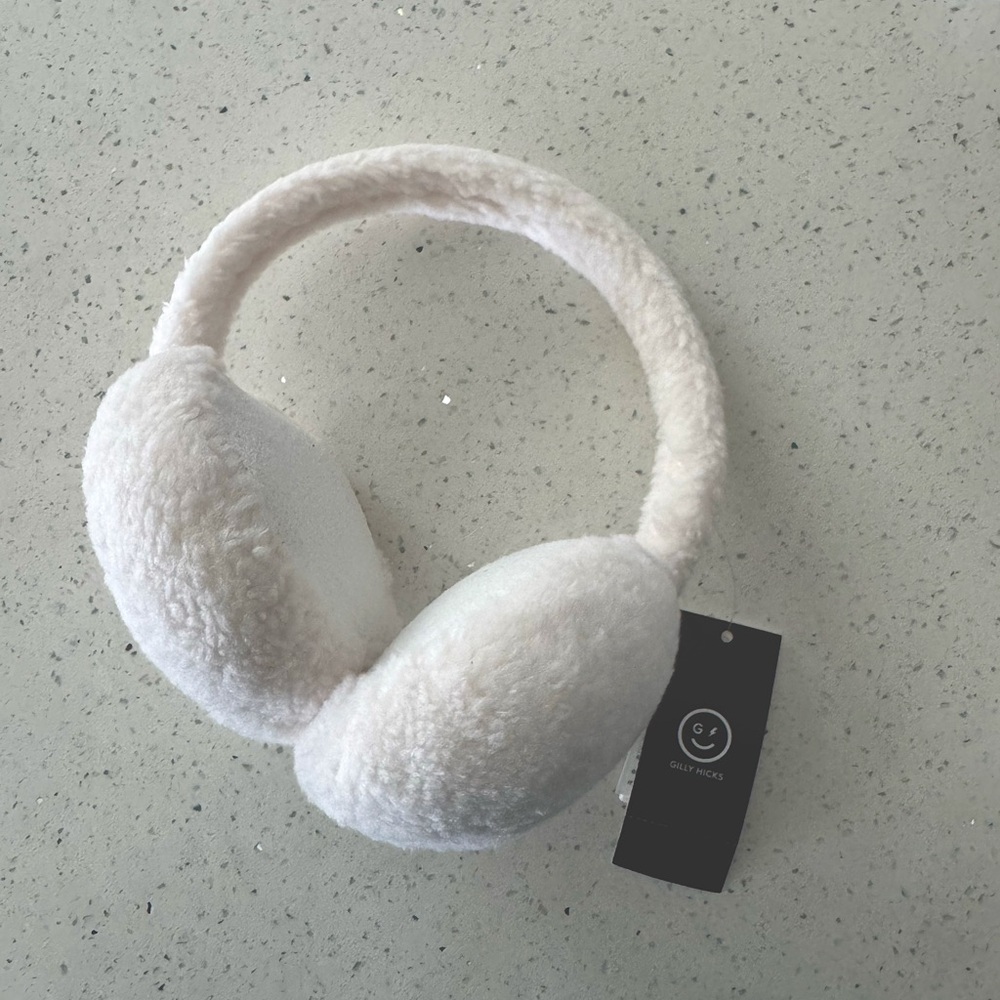 White Textured fleece earmuffs